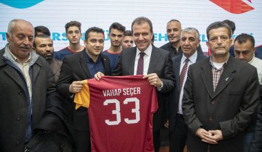 BÜYÜKŞEHİR BELEDİYESİ 85 SPOR KULÜBÜNE YARDIMDA BULUNDU