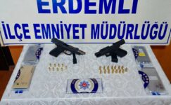 MERSİN’DE ŞANTAJLA PARA İSTEYEN 5 ŞÜPHELİ  YAKALANDI